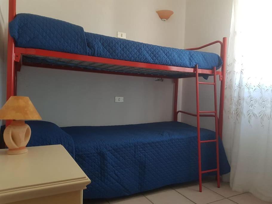 Casa A Pochi Minuti Dalla Spiaggia Di Vignola Vignola Mare Exterior foto